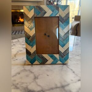 Chevron Patterned Table Photo Frame 3 1/2 x 5 1/2 Phone Area Teal Grey W…